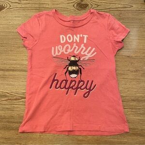Peek Coral 'Don't Worry Be Happy' Bee Graphic Tee